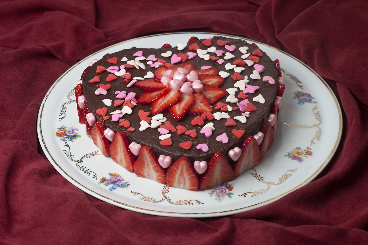 ... valentine s day cake i wanted a simple chocolate cake with an even
